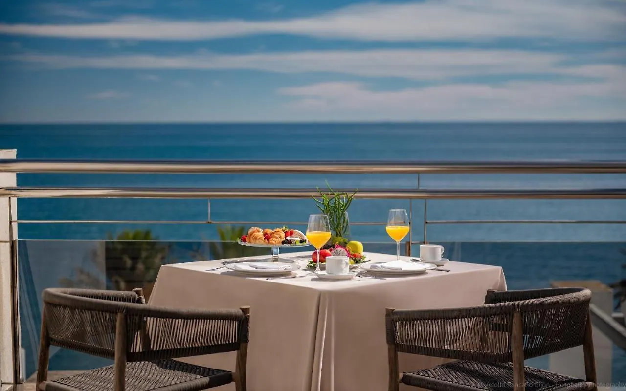 Estepona Hotel & Spa Resort