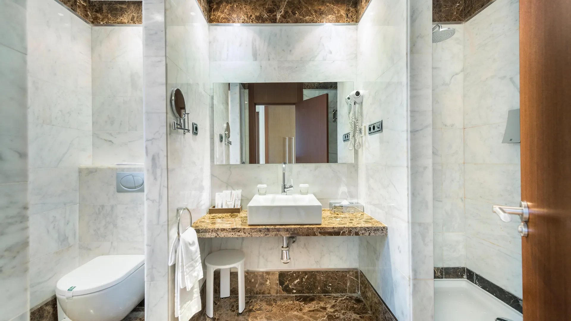 Estepona Hotel & Spa Resort