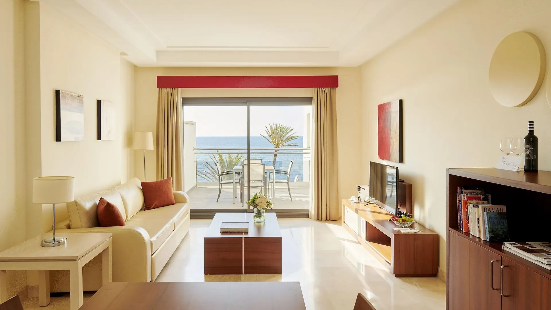 Estepona Hotel & Spa Resort